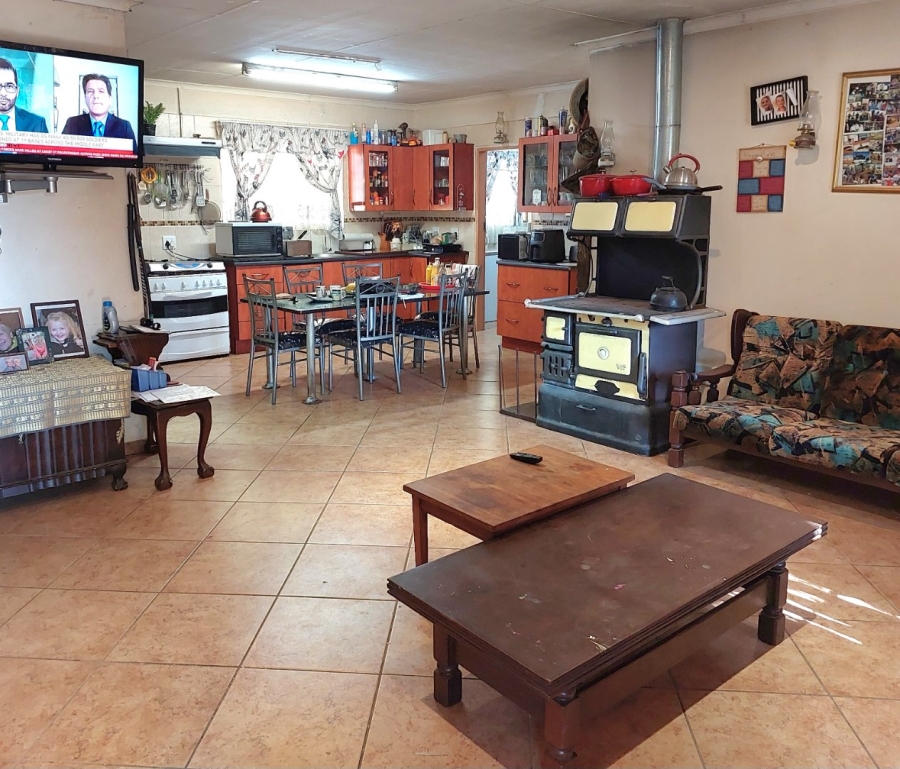 3 Bedroom Property for Sale in Mamogaleskraal AH North West